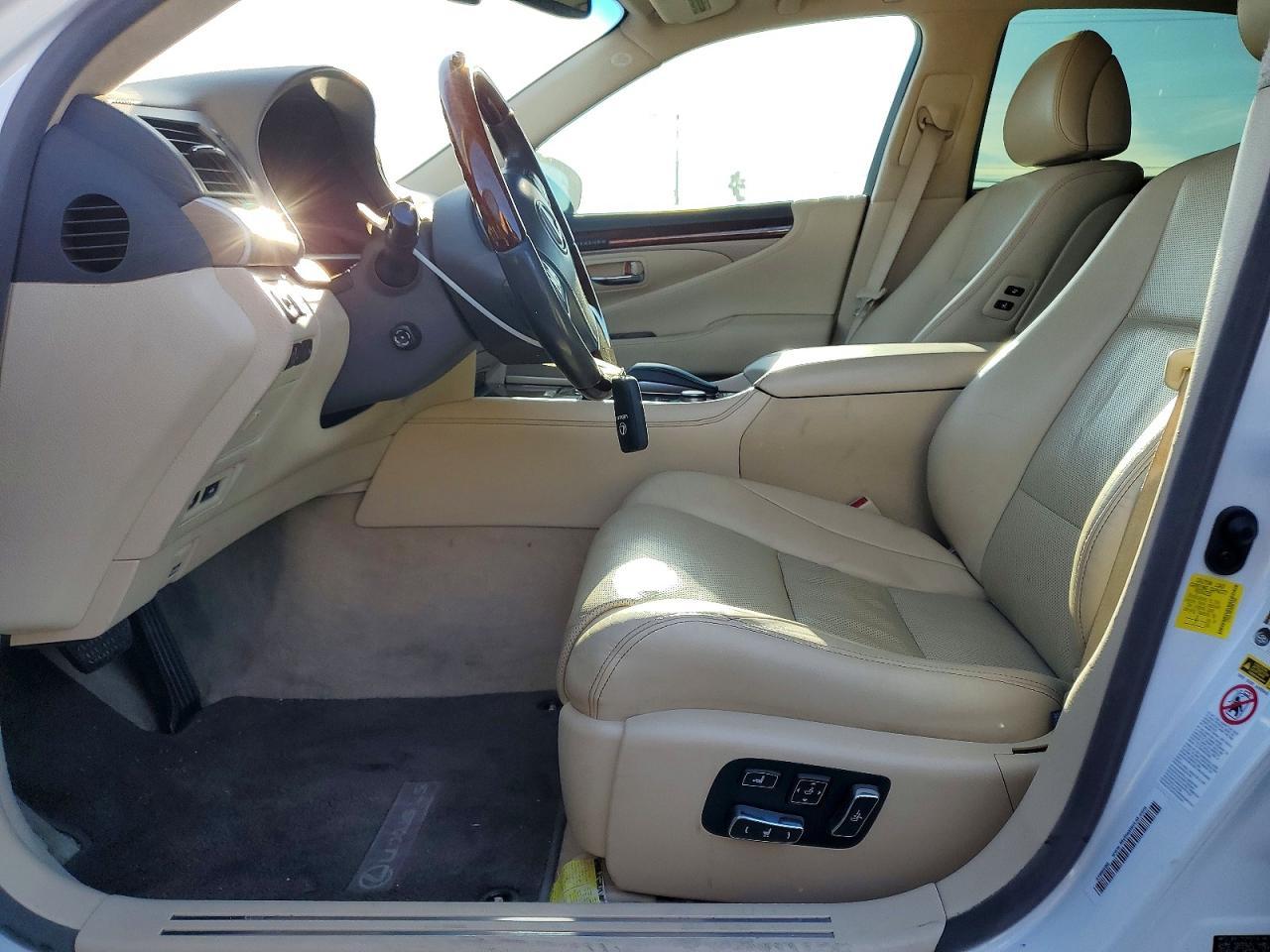 2014 LEXUS LS 460