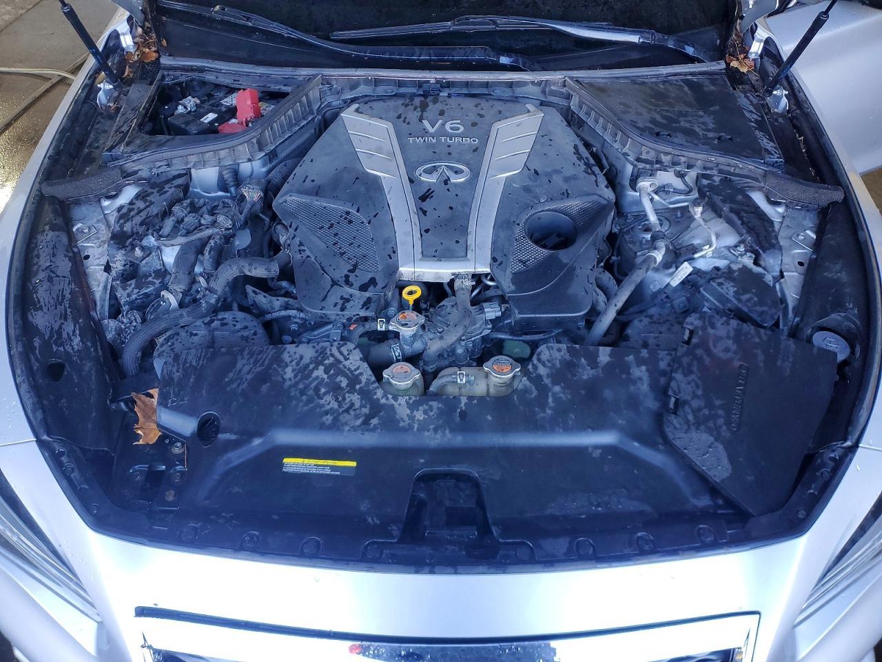 2016 INFINITI Q50