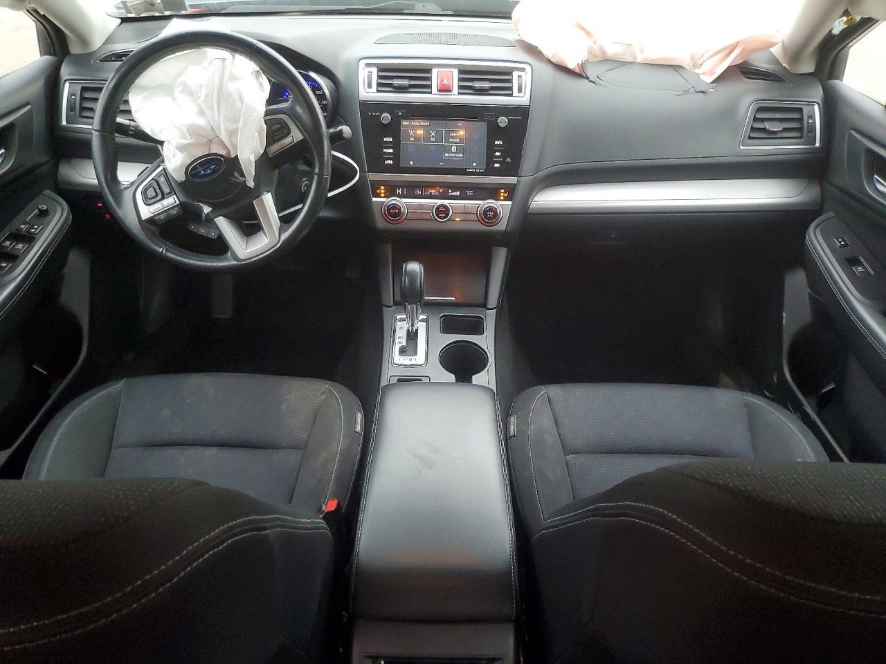 2015 SUBARU Legacy