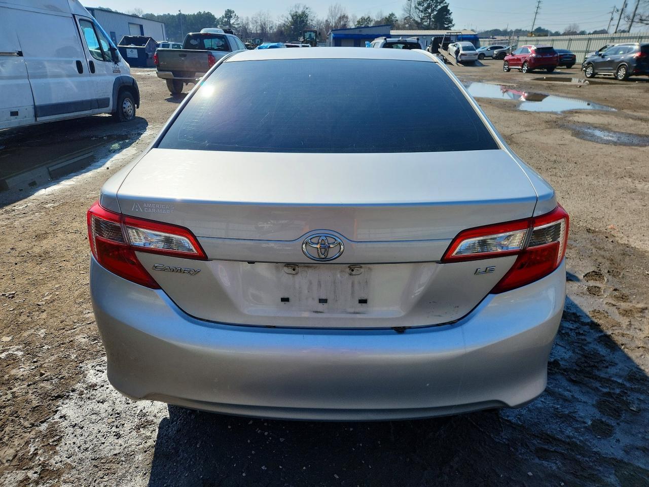 2014 TOYOTA CAMRY