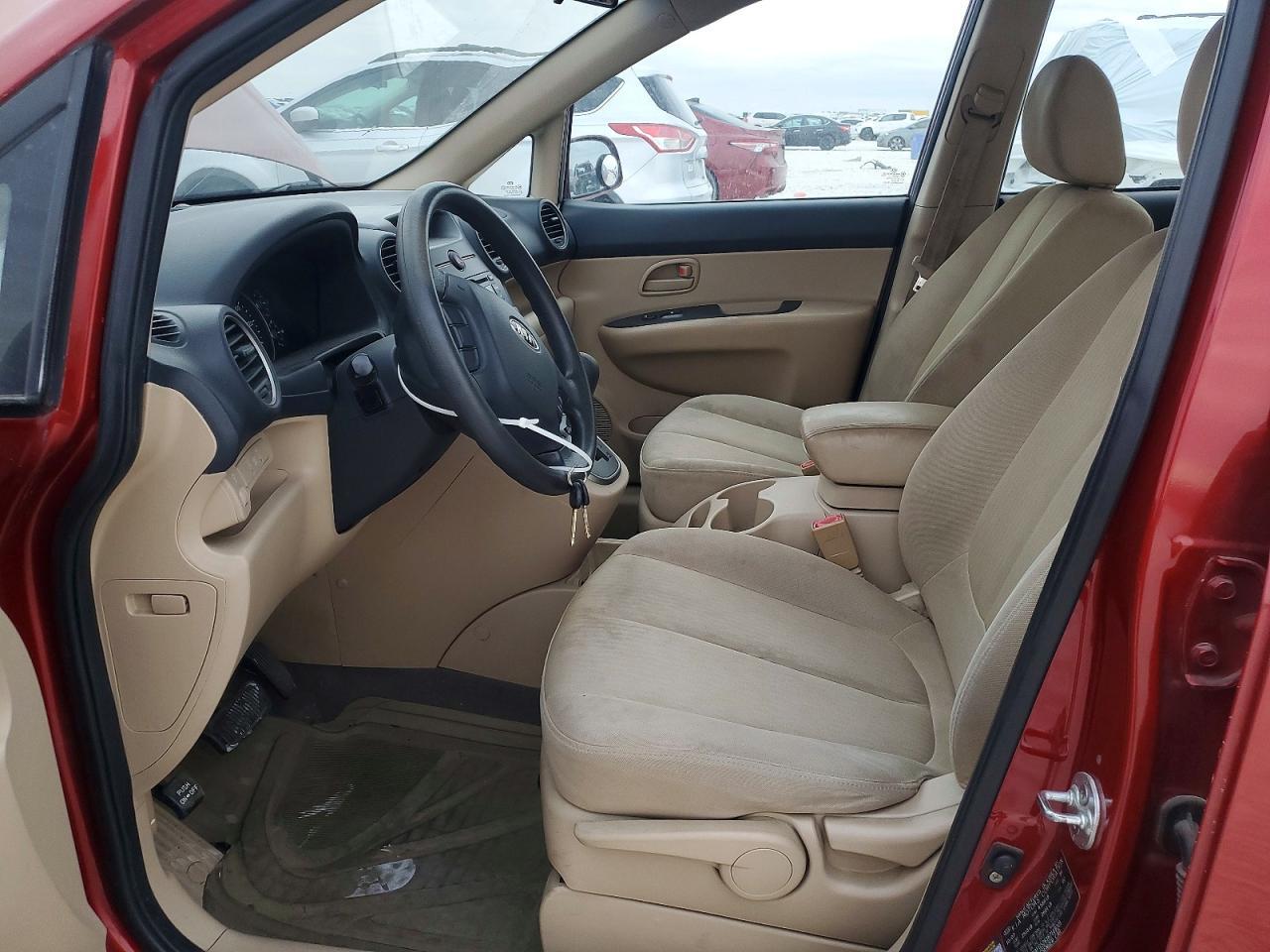 2008 KIA RONDO
