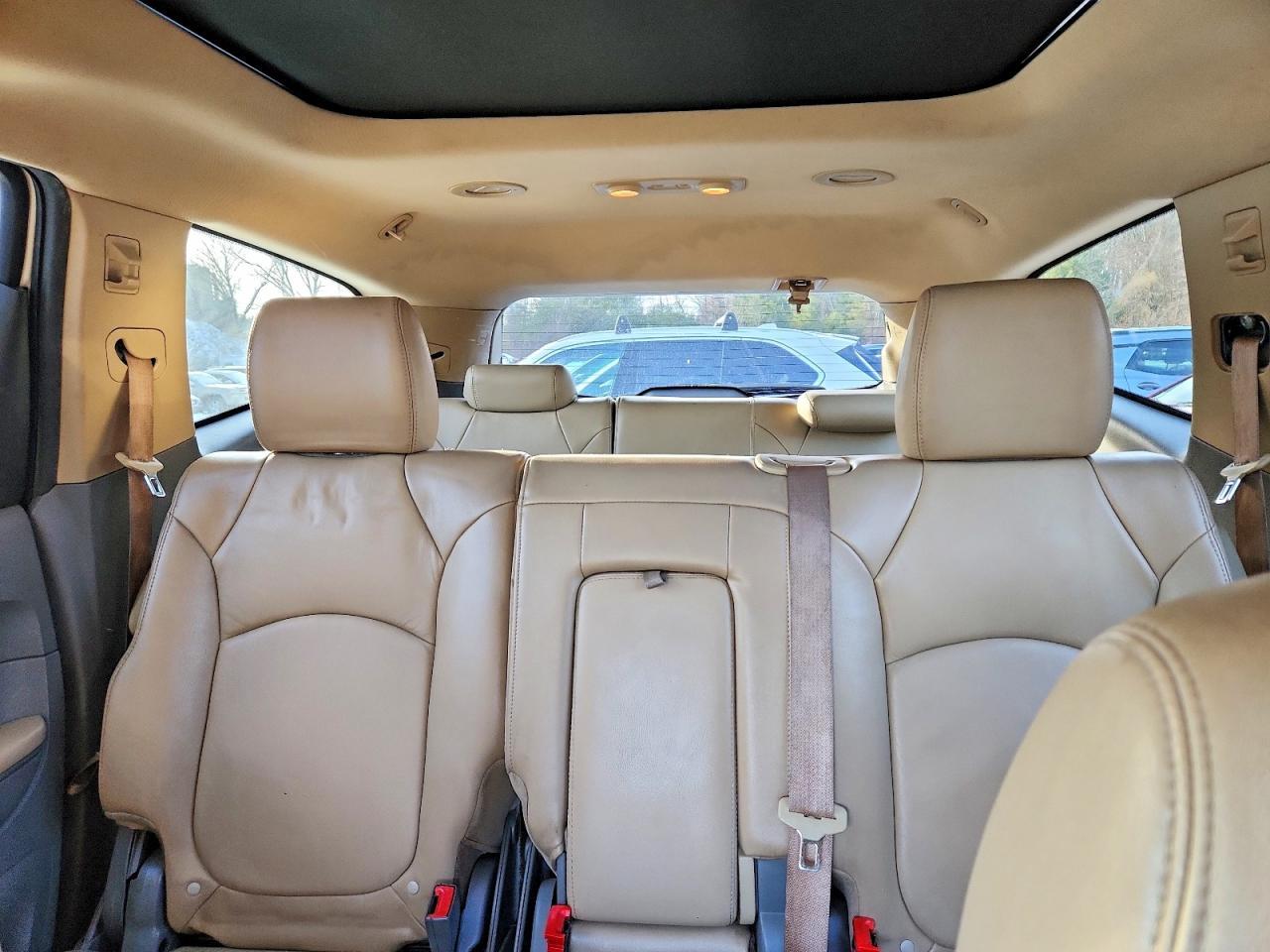2011 CHEVROLET TRAVERSE