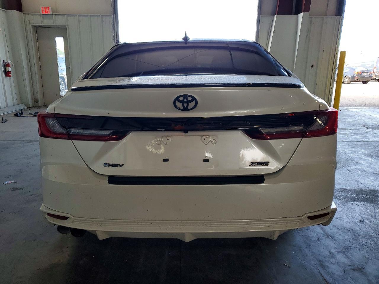 2025 TOYOTA CAMRY
