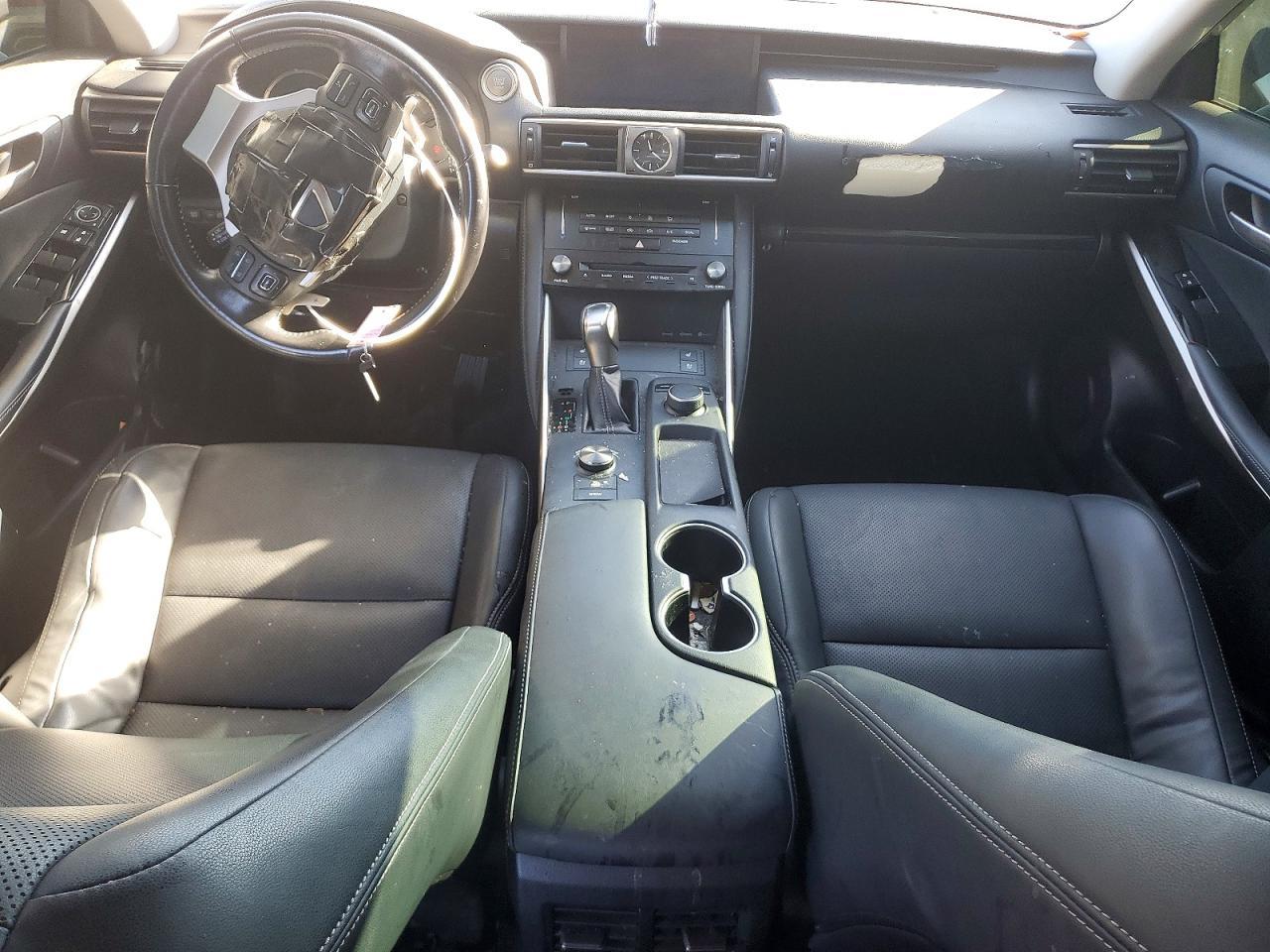 2017 LEXUS IS 300