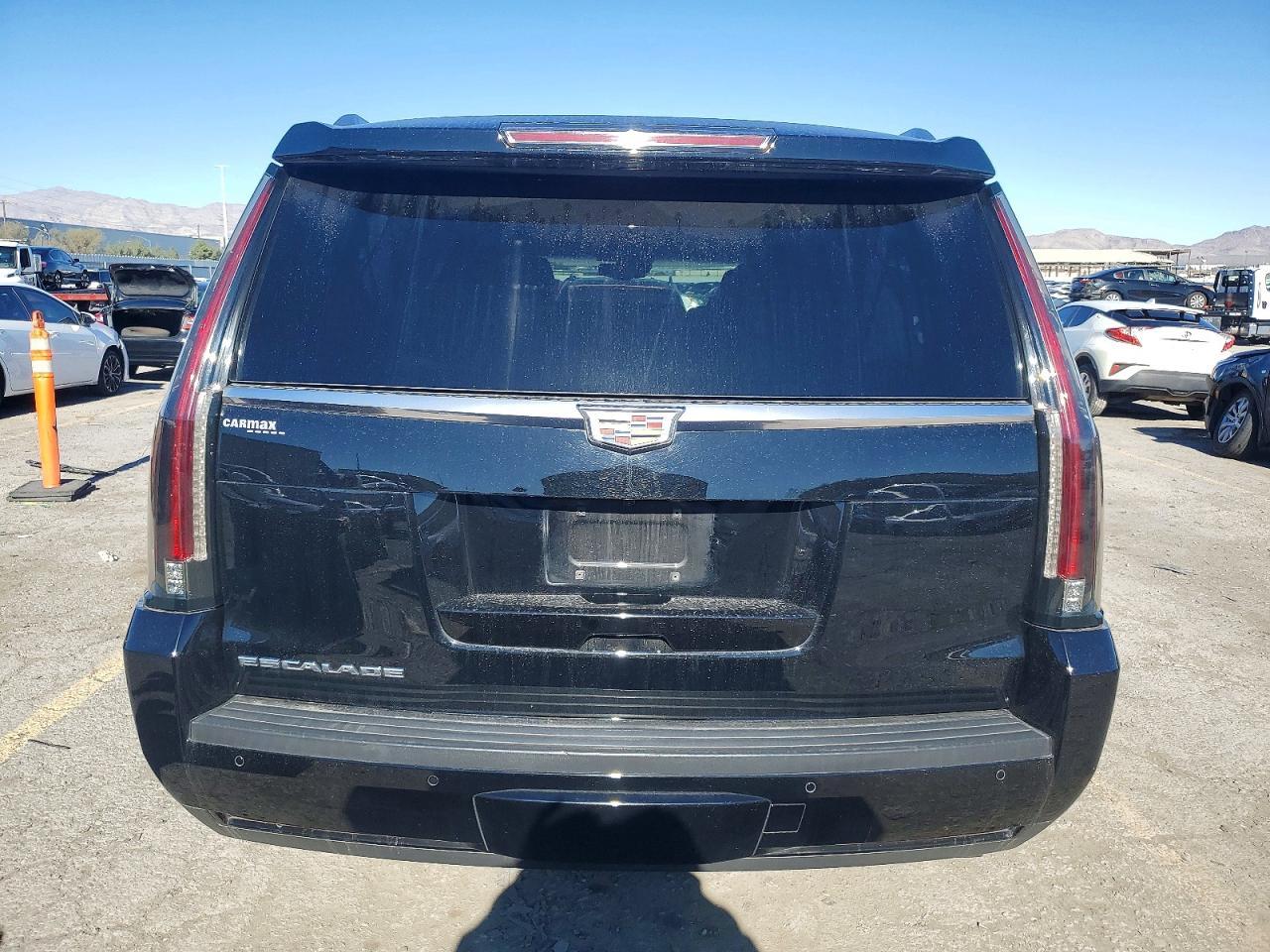 2016 CADILLAC Escalade ESV