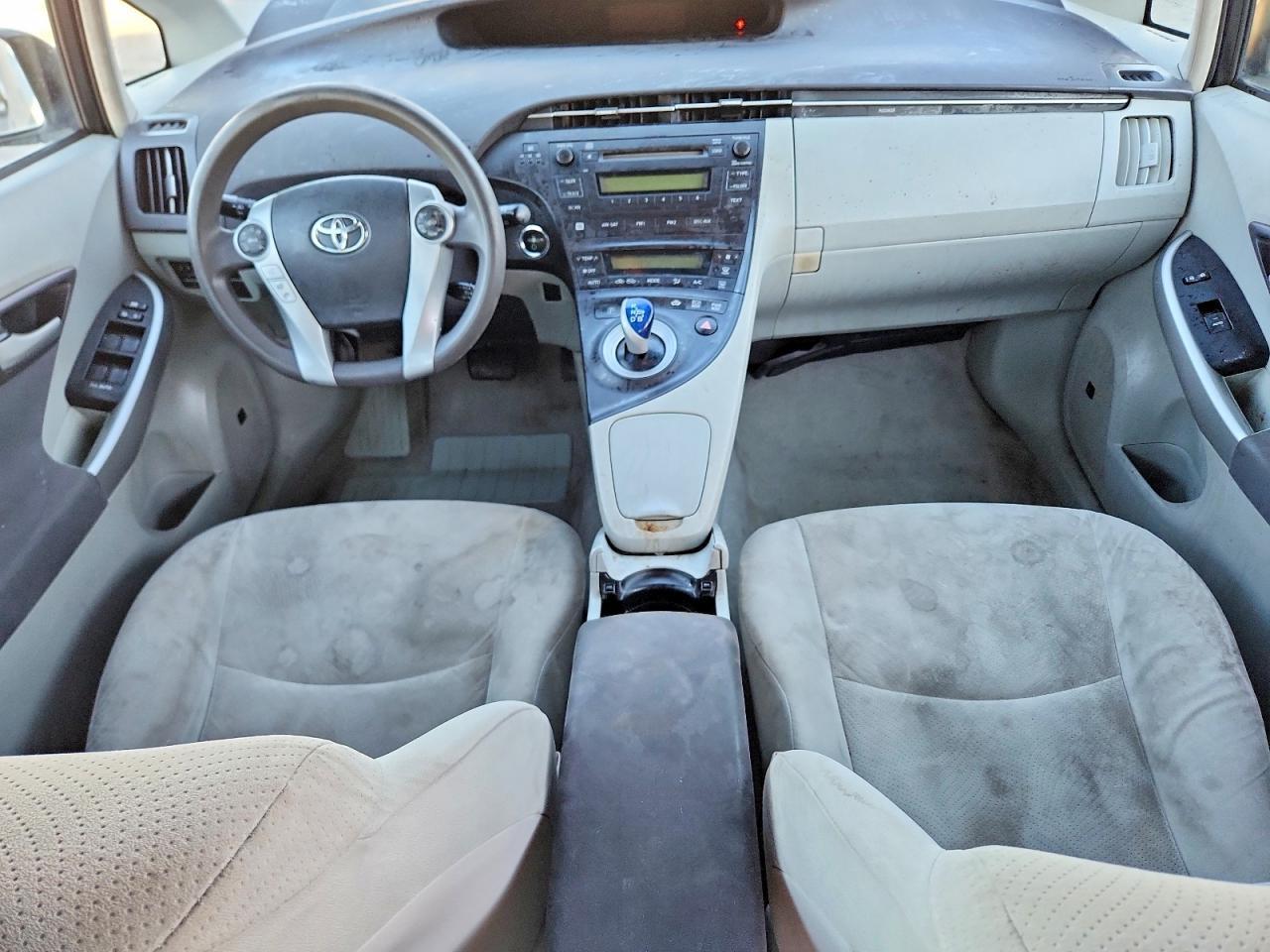 2010 TOYOTA PRIUS
