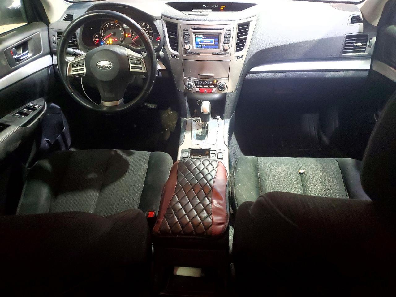 2014 SUBARU Outback