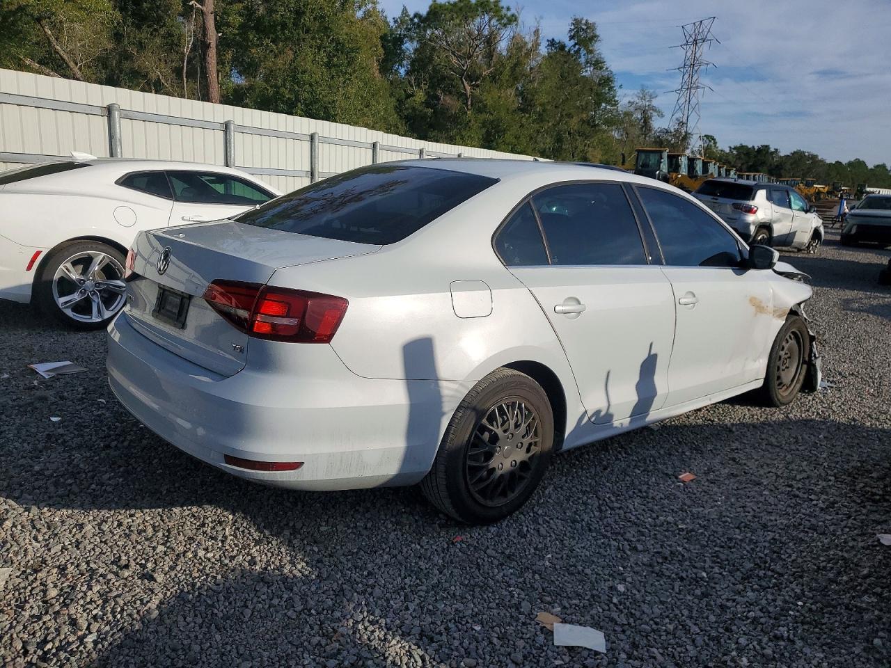 2017 VOLKSWAGEN JETTA