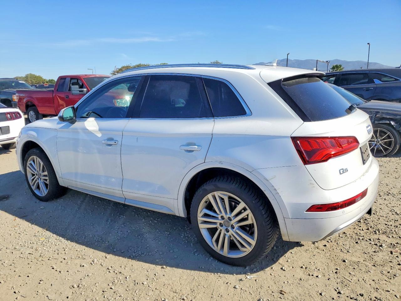 2018 AUDI Q5