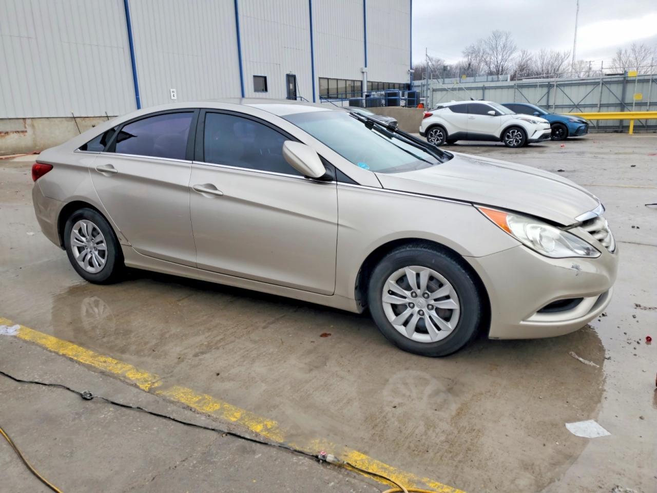 2011 HYUNDAI SONATA