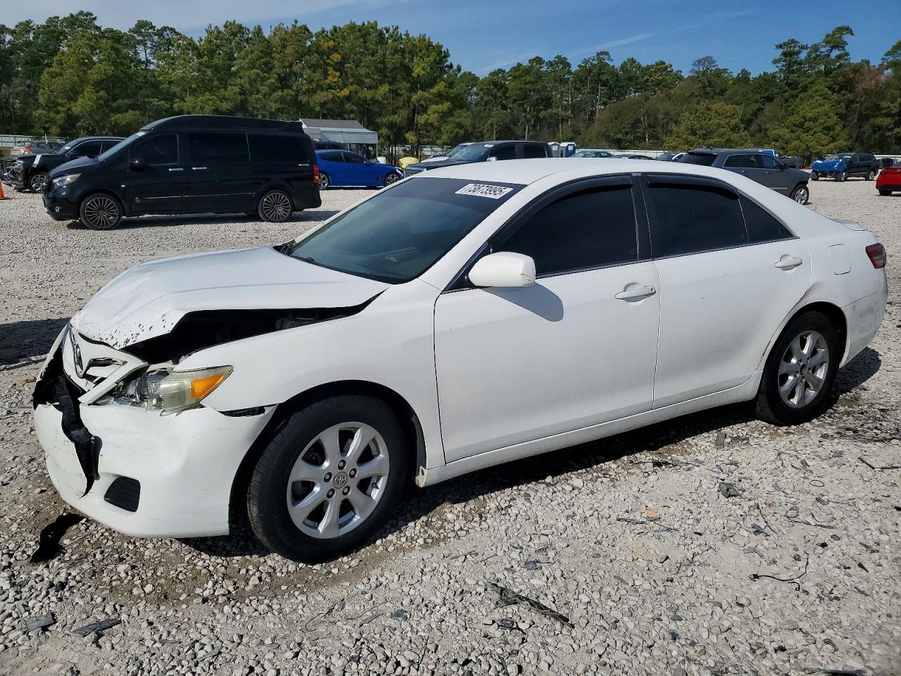 2011 TOYOTA CAMRY