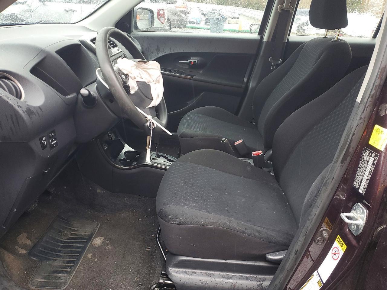 2010 TOYOTA SCION