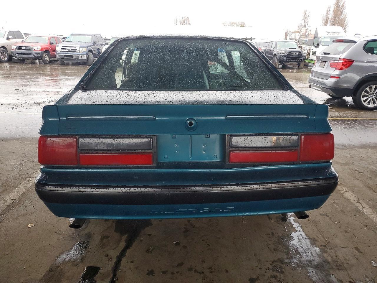 1992 FORD MUSTANG