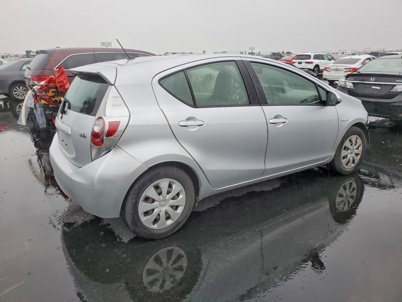 2014 TOYOTA Prius c
