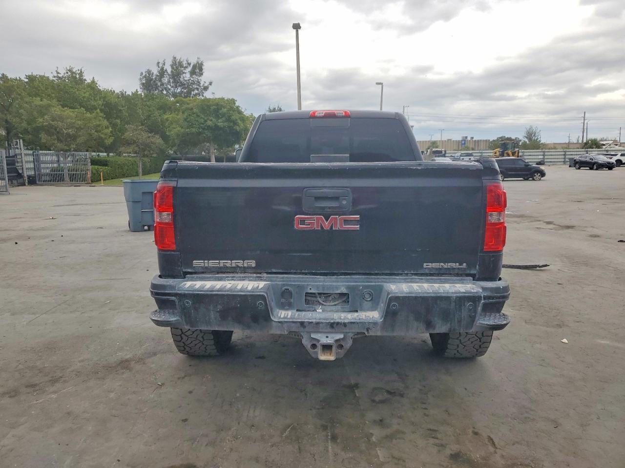 2015 GMC Sierra