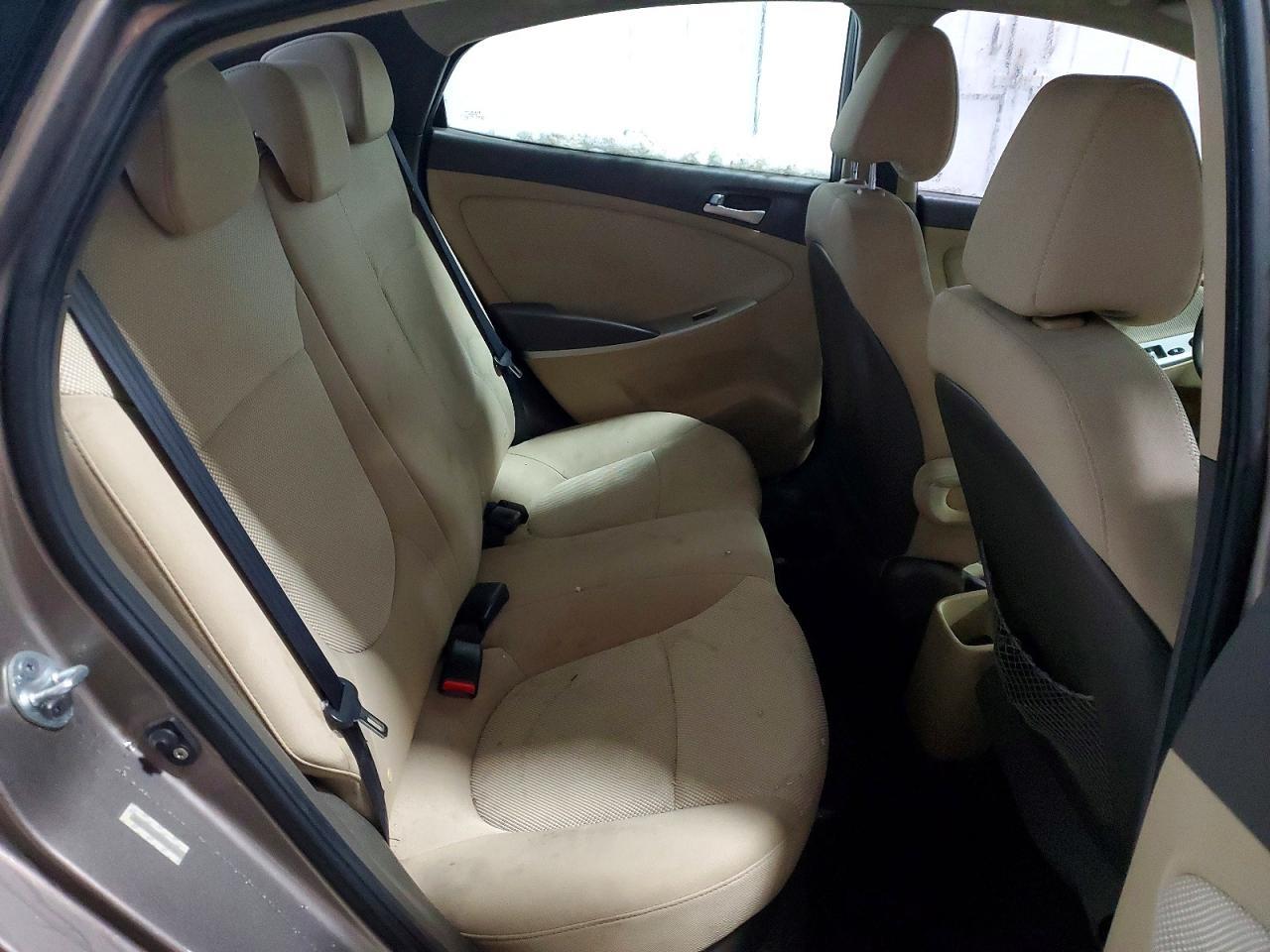 2012 HYUNDAI ACCENT