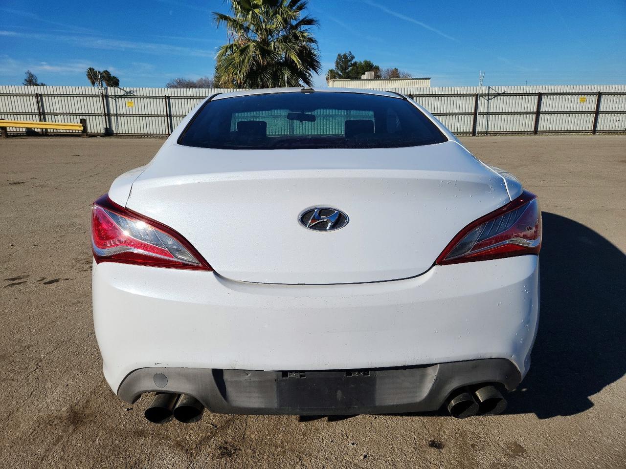 2013 HYUNDAI GENESIS