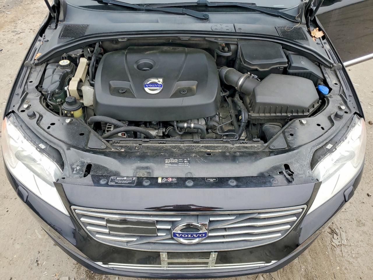 2015 VOLVO S80