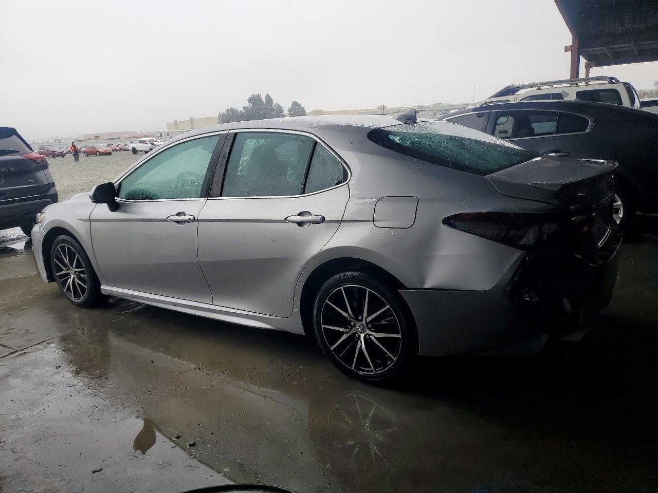 2021 TOYOTA CAMRY