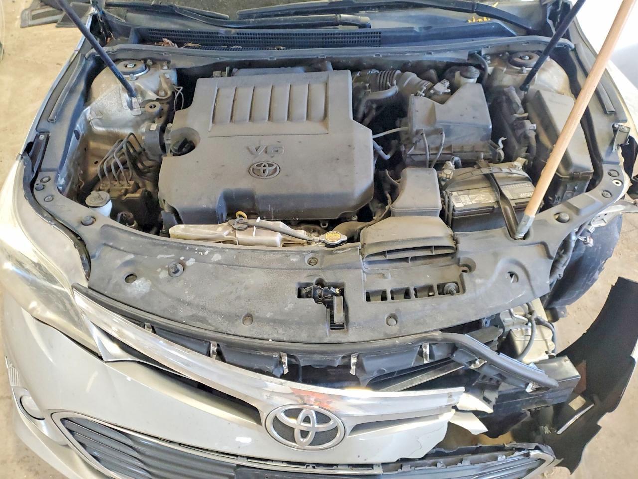 2014 TOYOTA Avalon