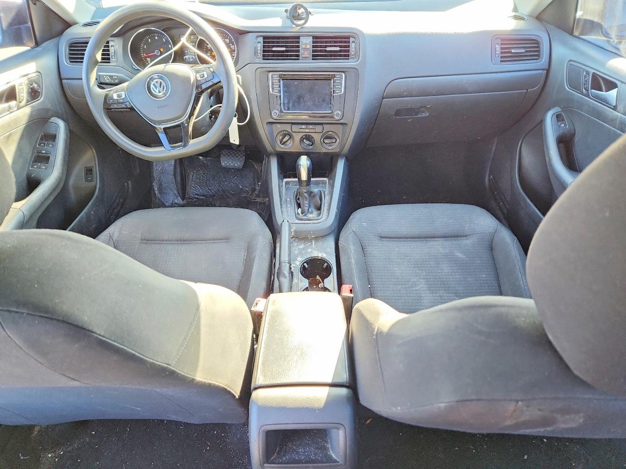 2016 VOLKSWAGEN JETTA