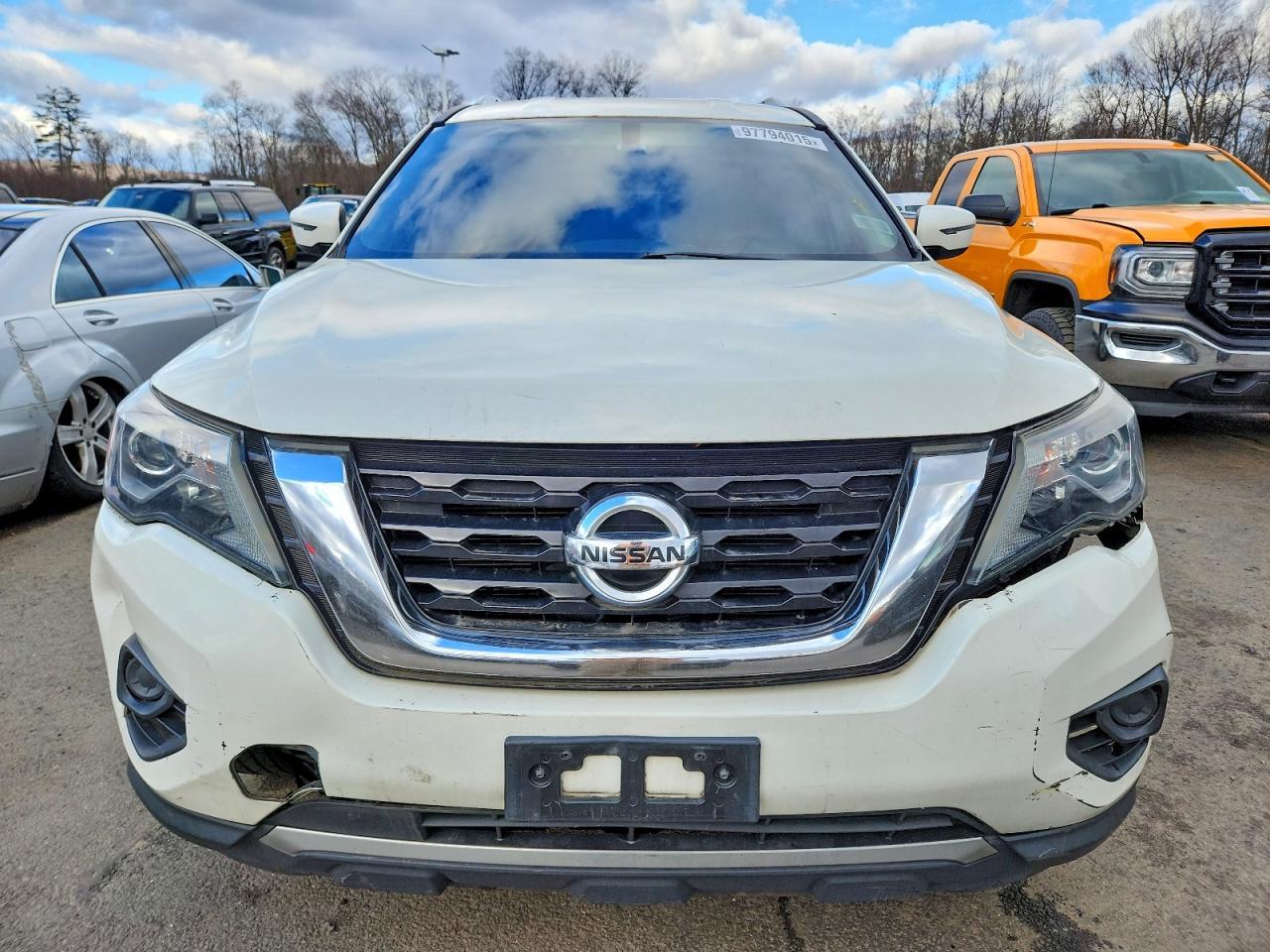 2018 NISSAN PATHFINDER
