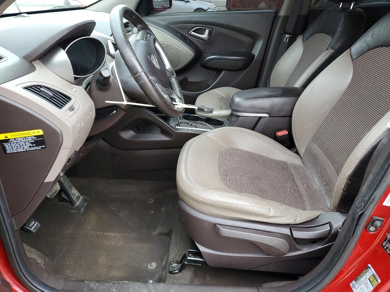 2012 HYUNDAI TUCSON