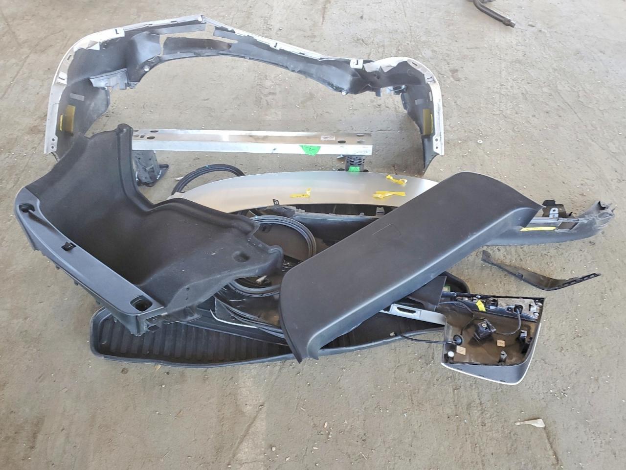 2022 TOYOTA PRIUS