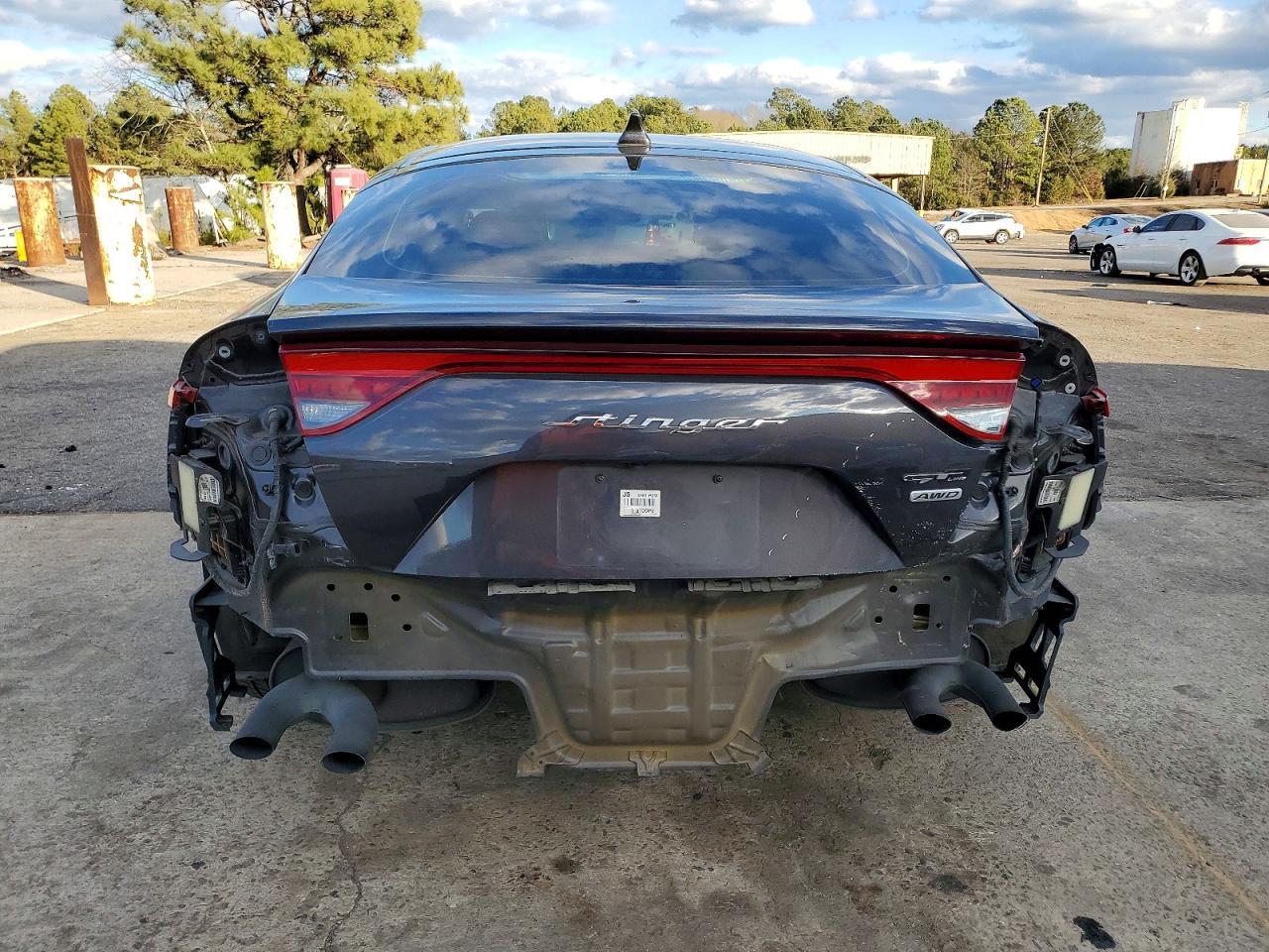 2022 KIA Stinger