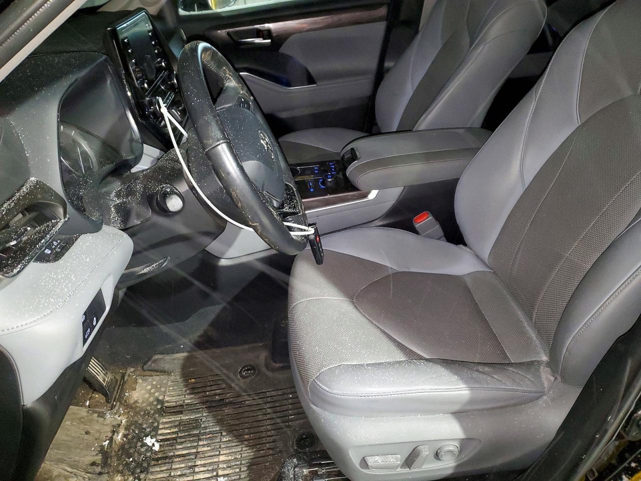 2020 TOYOTA HIGHLANDER