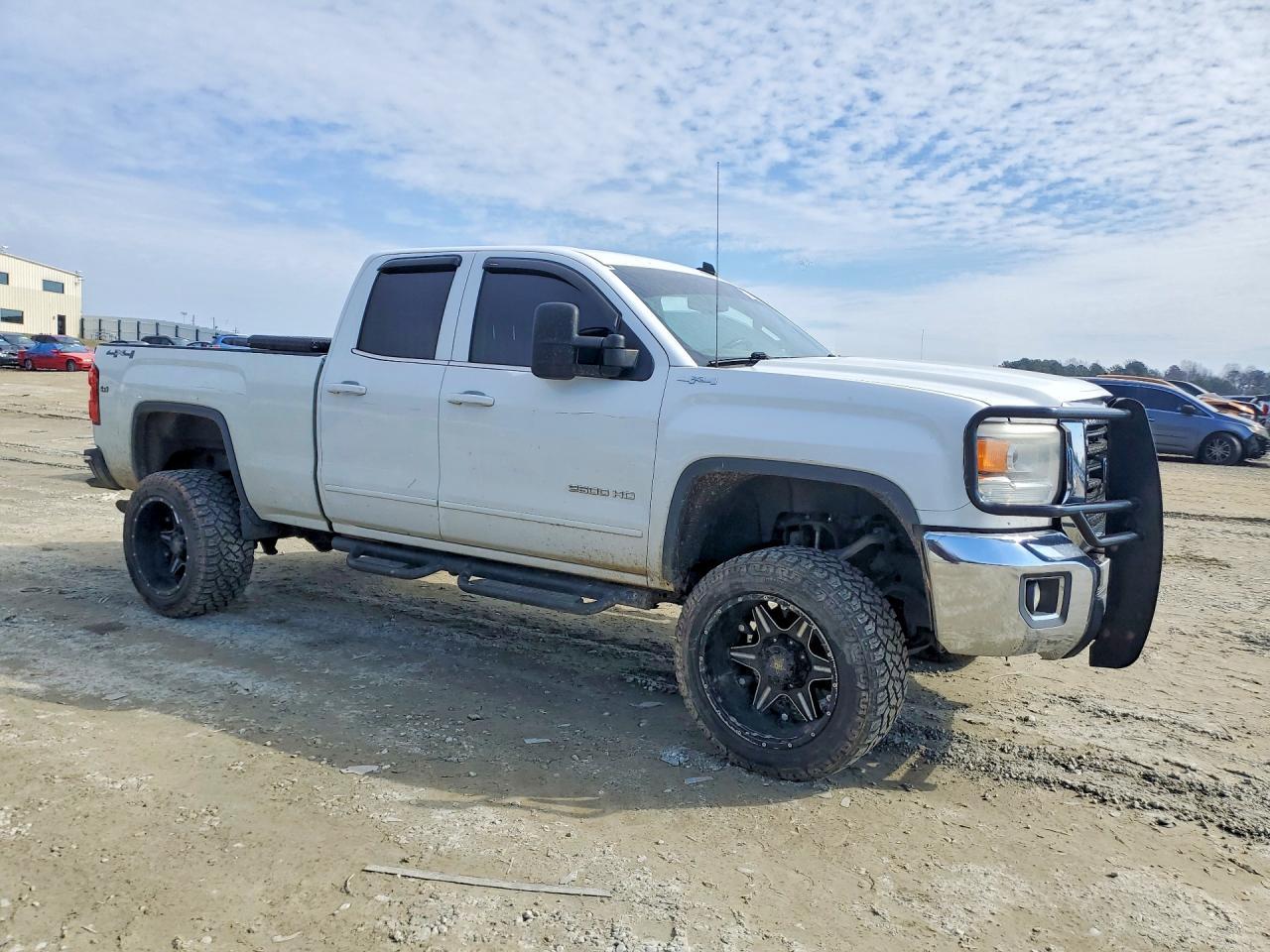 2015 GMC Sierra