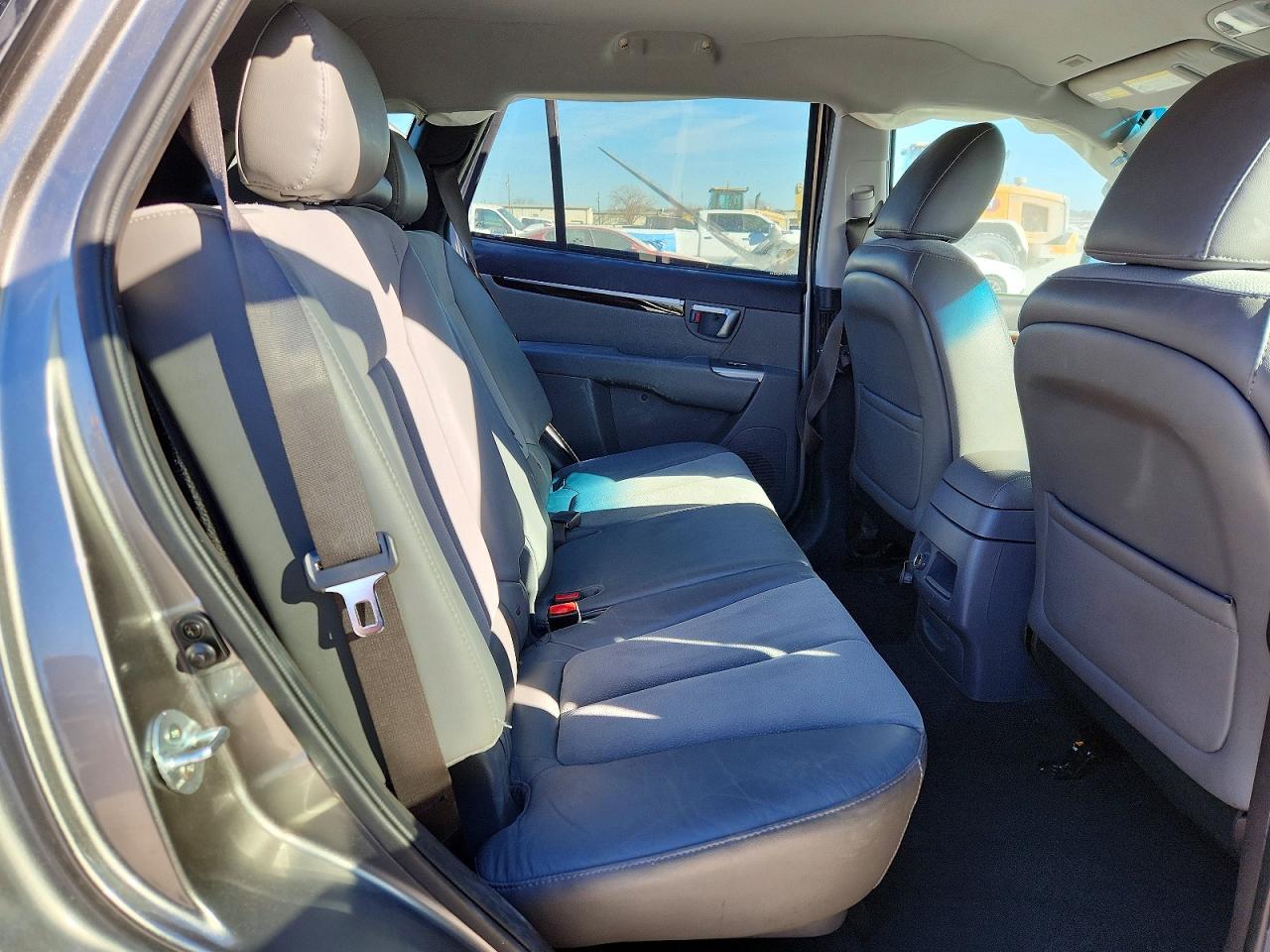 2012 HYUNDAI SANTA FE