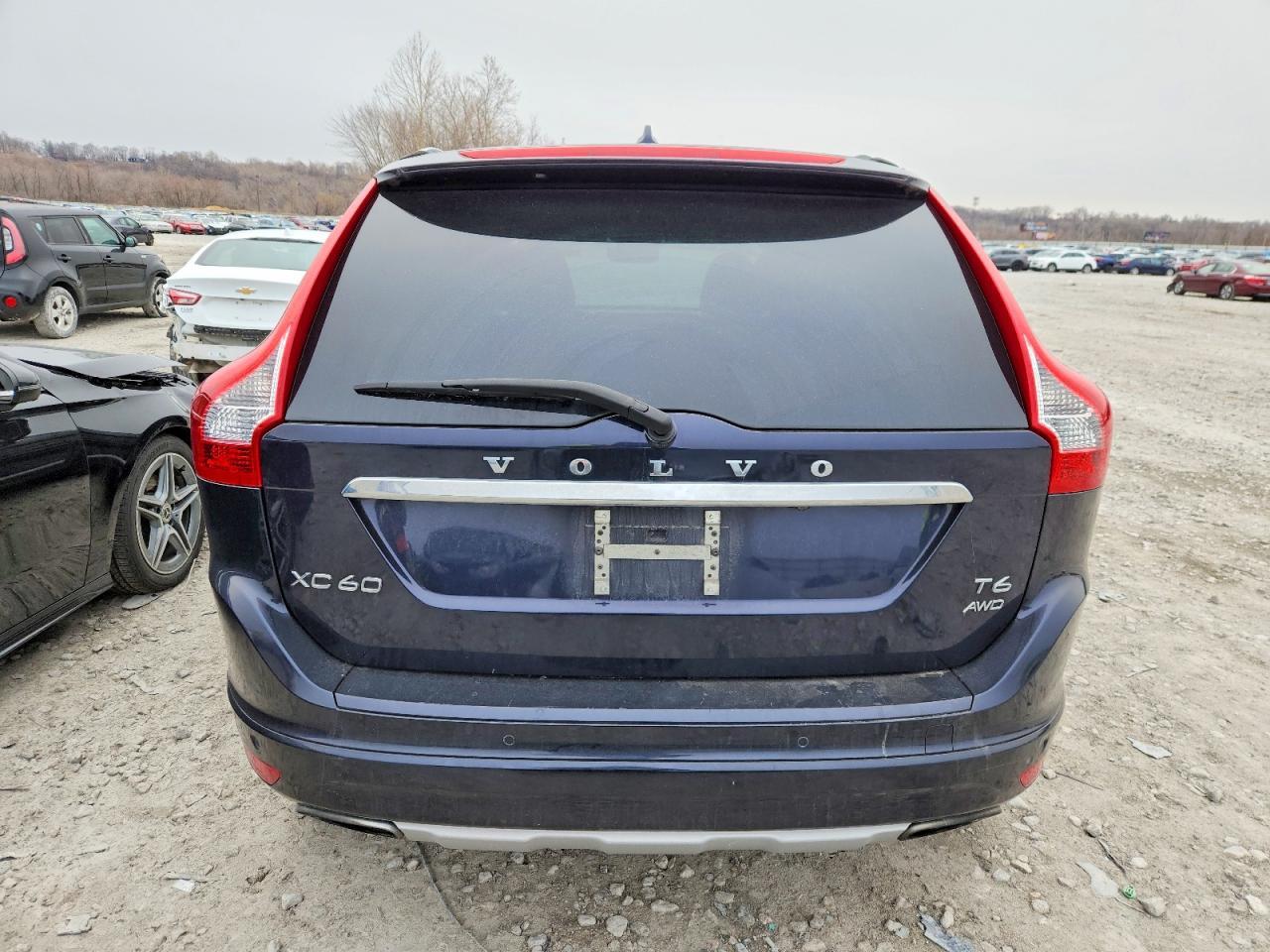 2016 VOLVO XC60