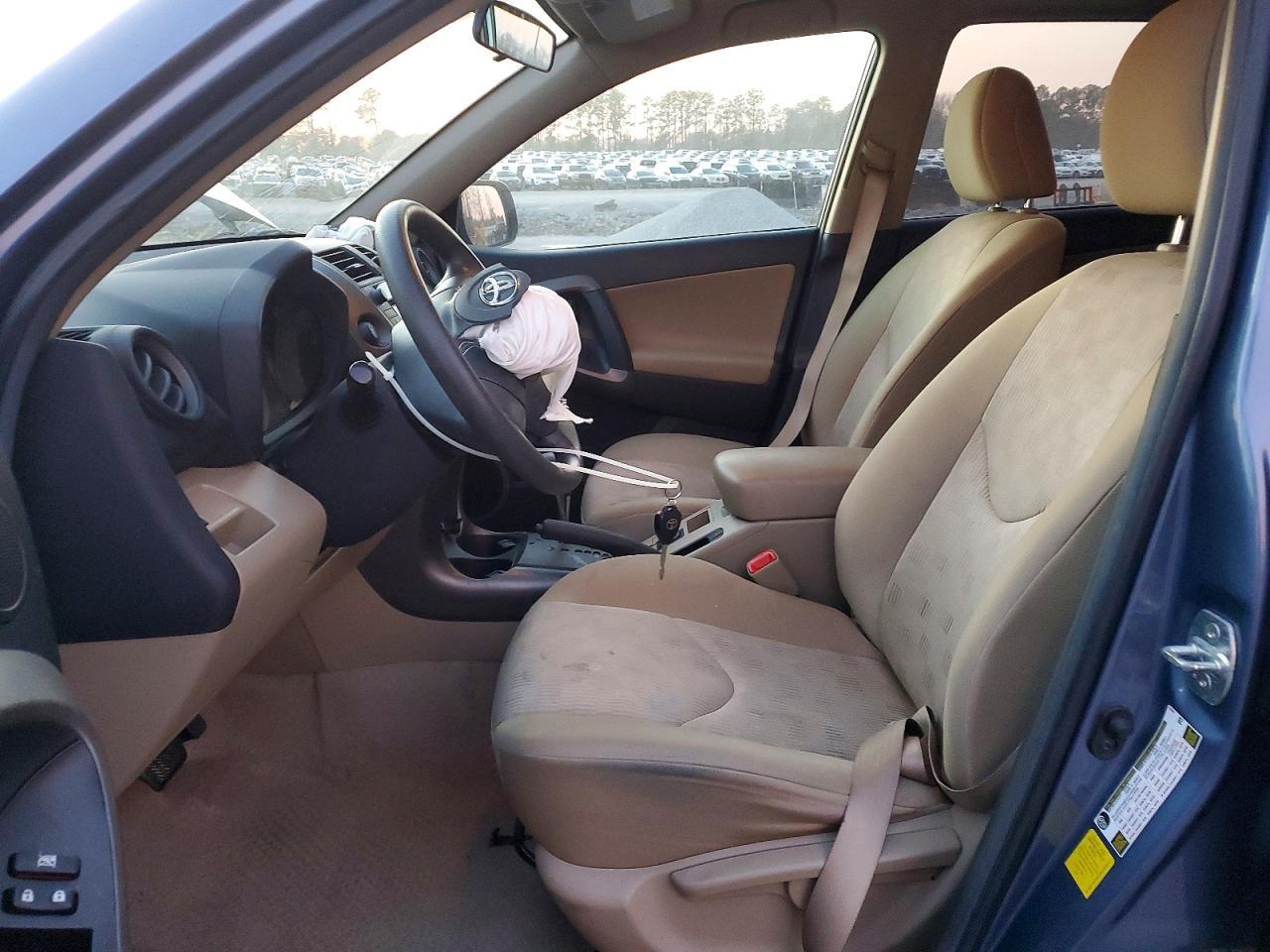 2011 TOYOTA RAV4