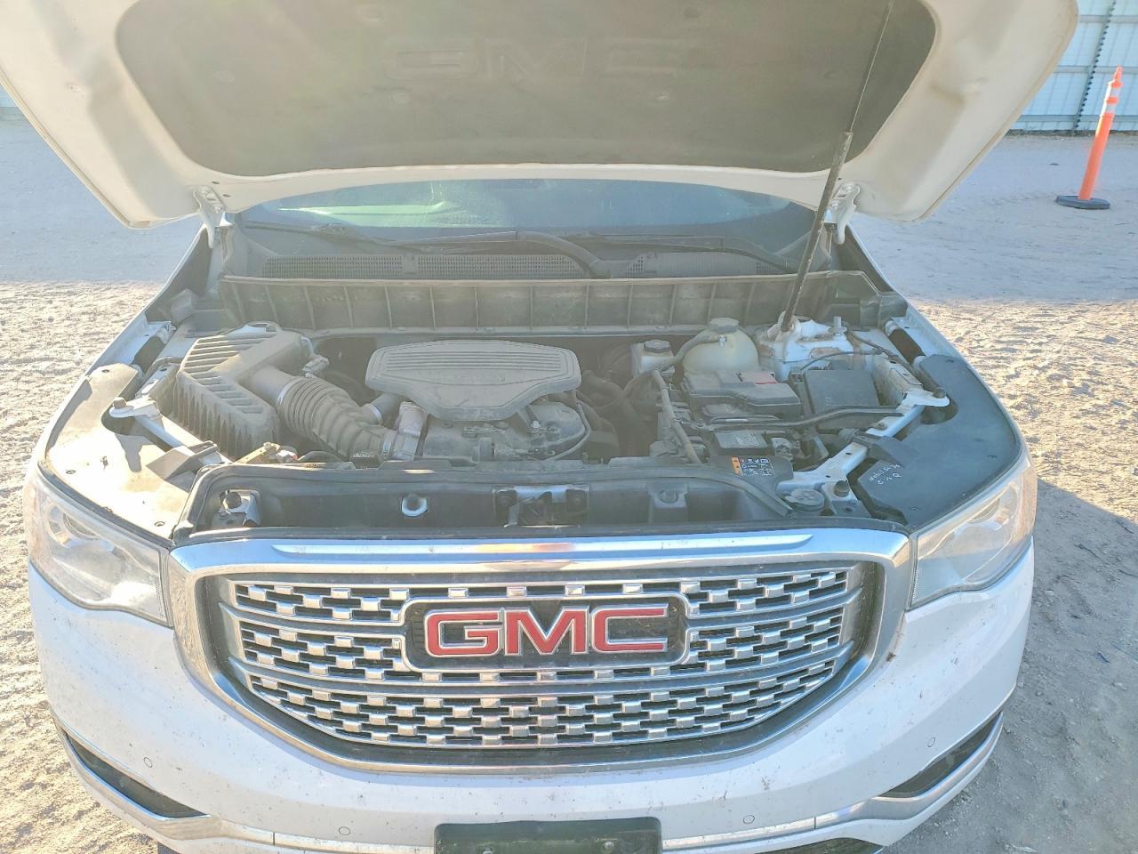 2017 GMC ACADIA
