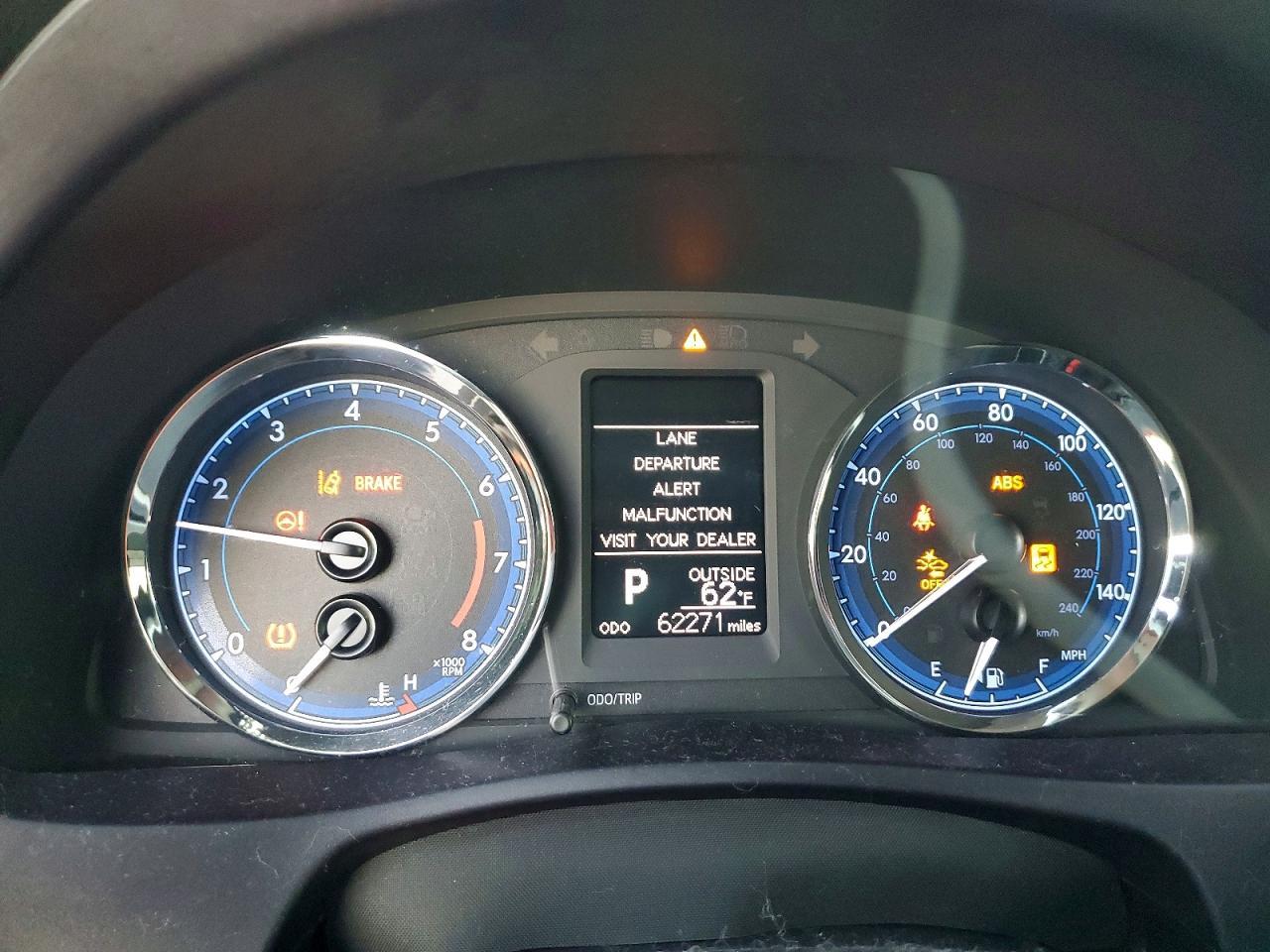 2019 TOYOTA COROLLA