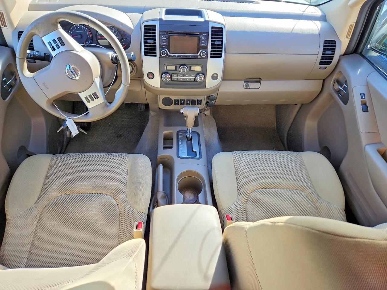 2016 NISSAN Frontier