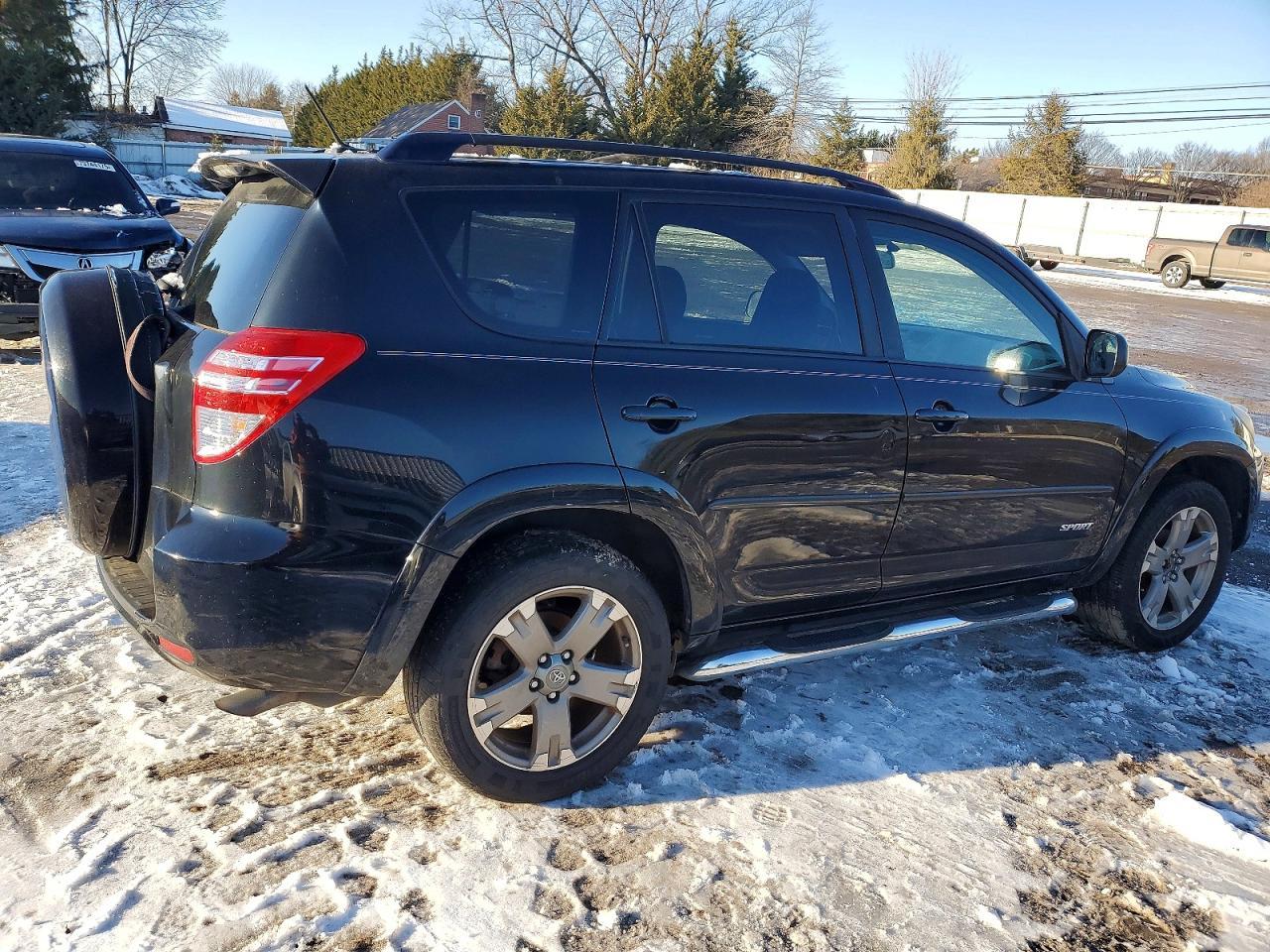2010 TOYOTA RAV4