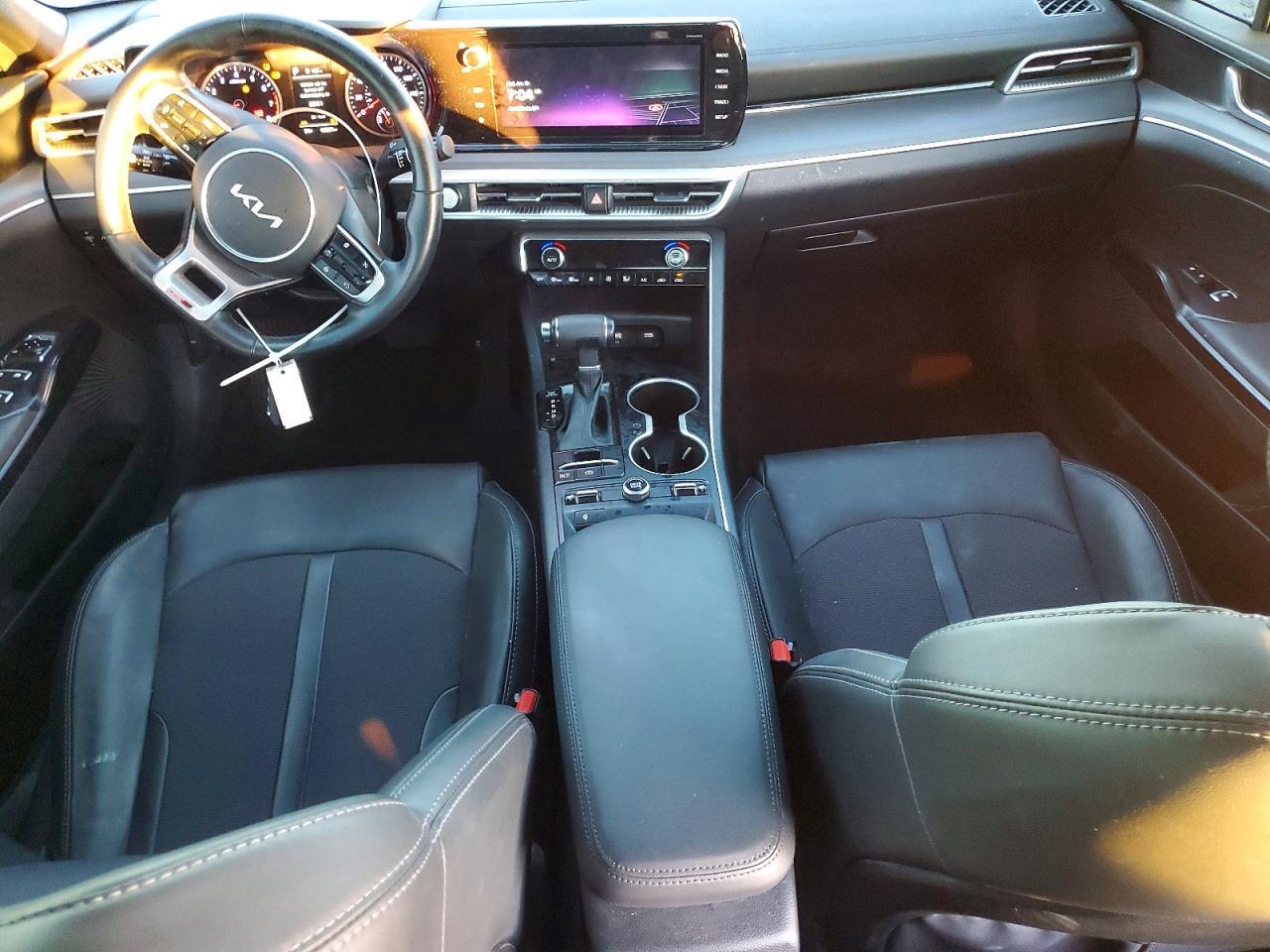 2022 KIA K5