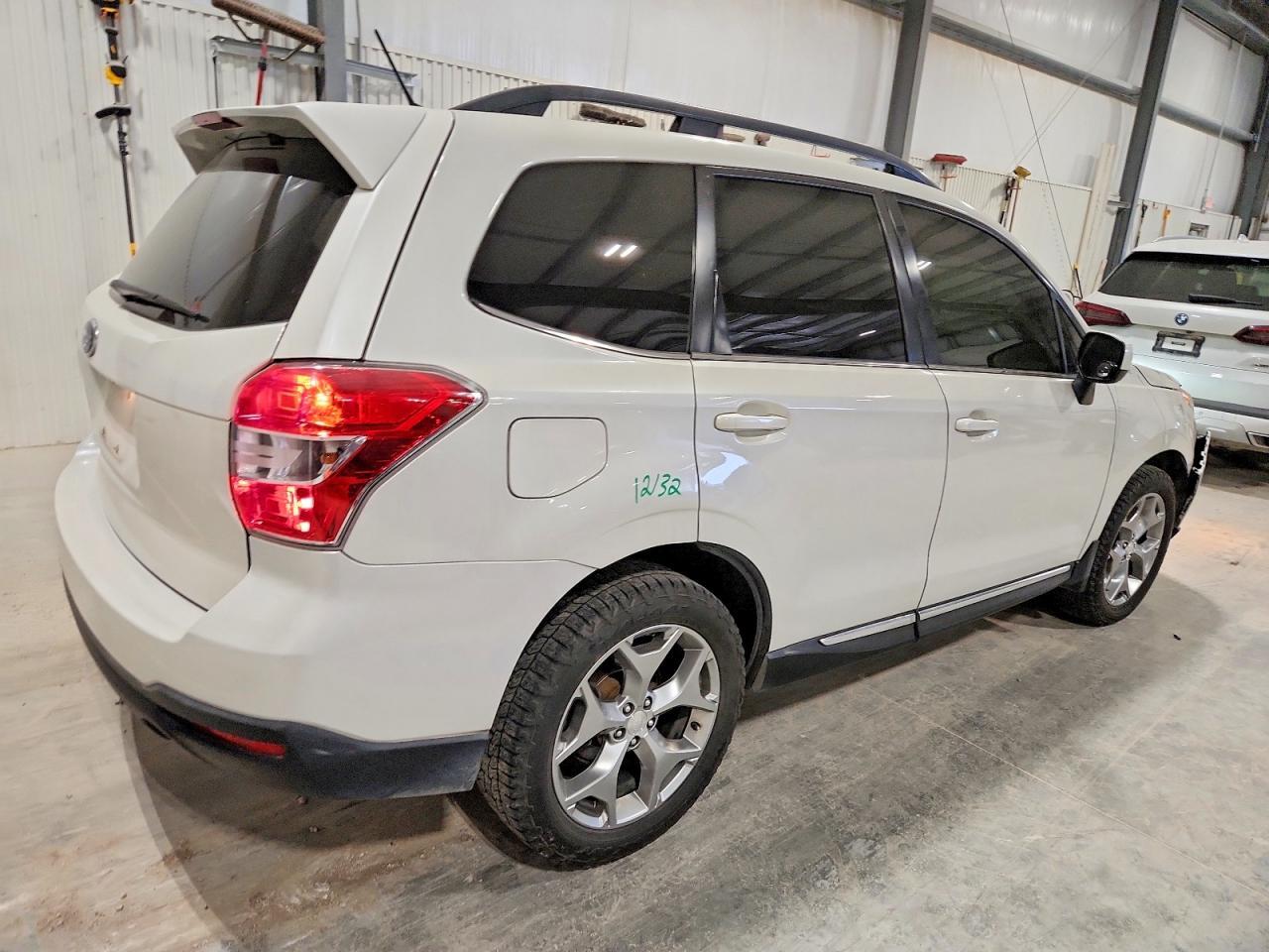 2015 SUBARU FORESTER
