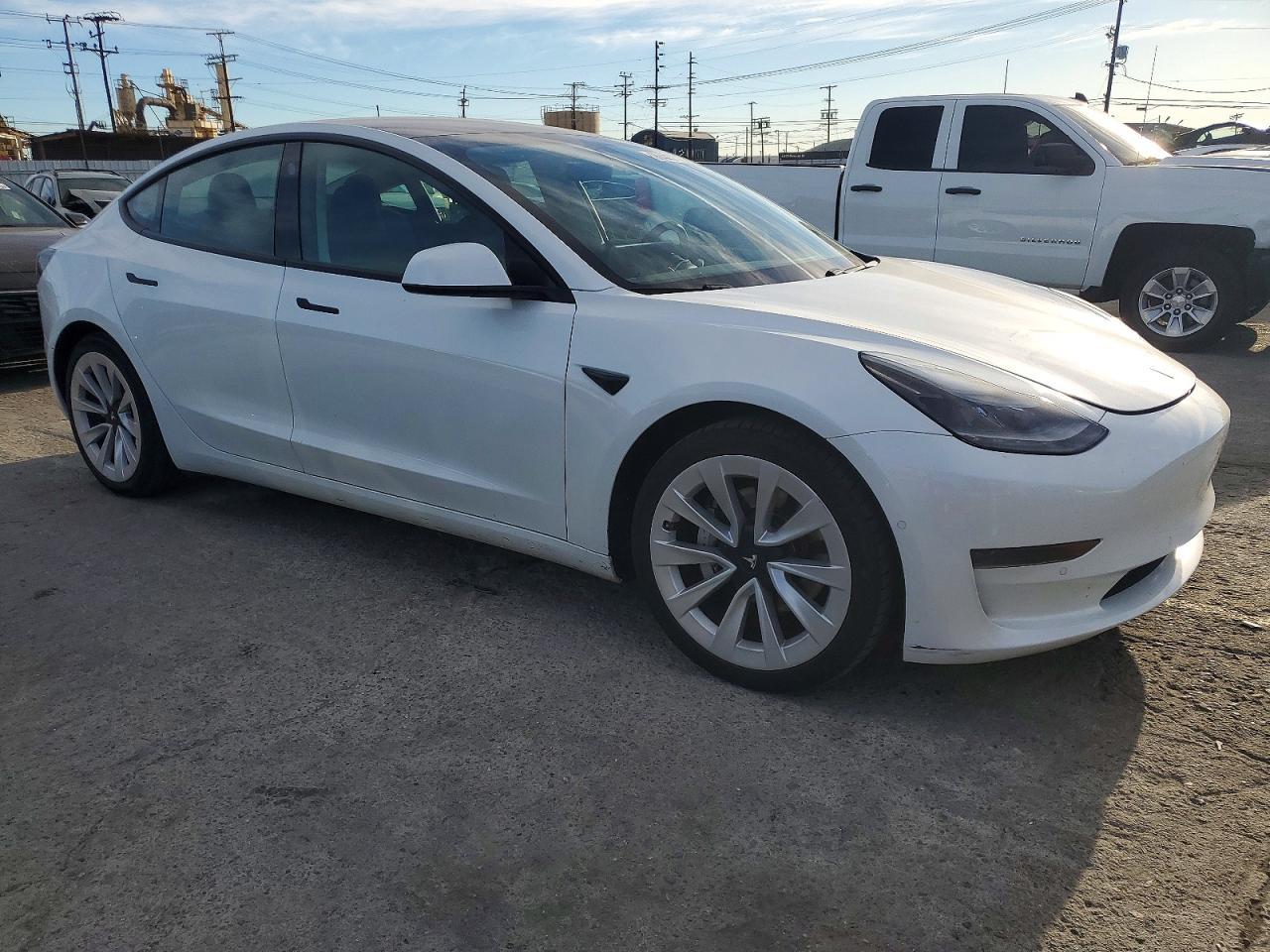 2021 TESLA MODEL 3