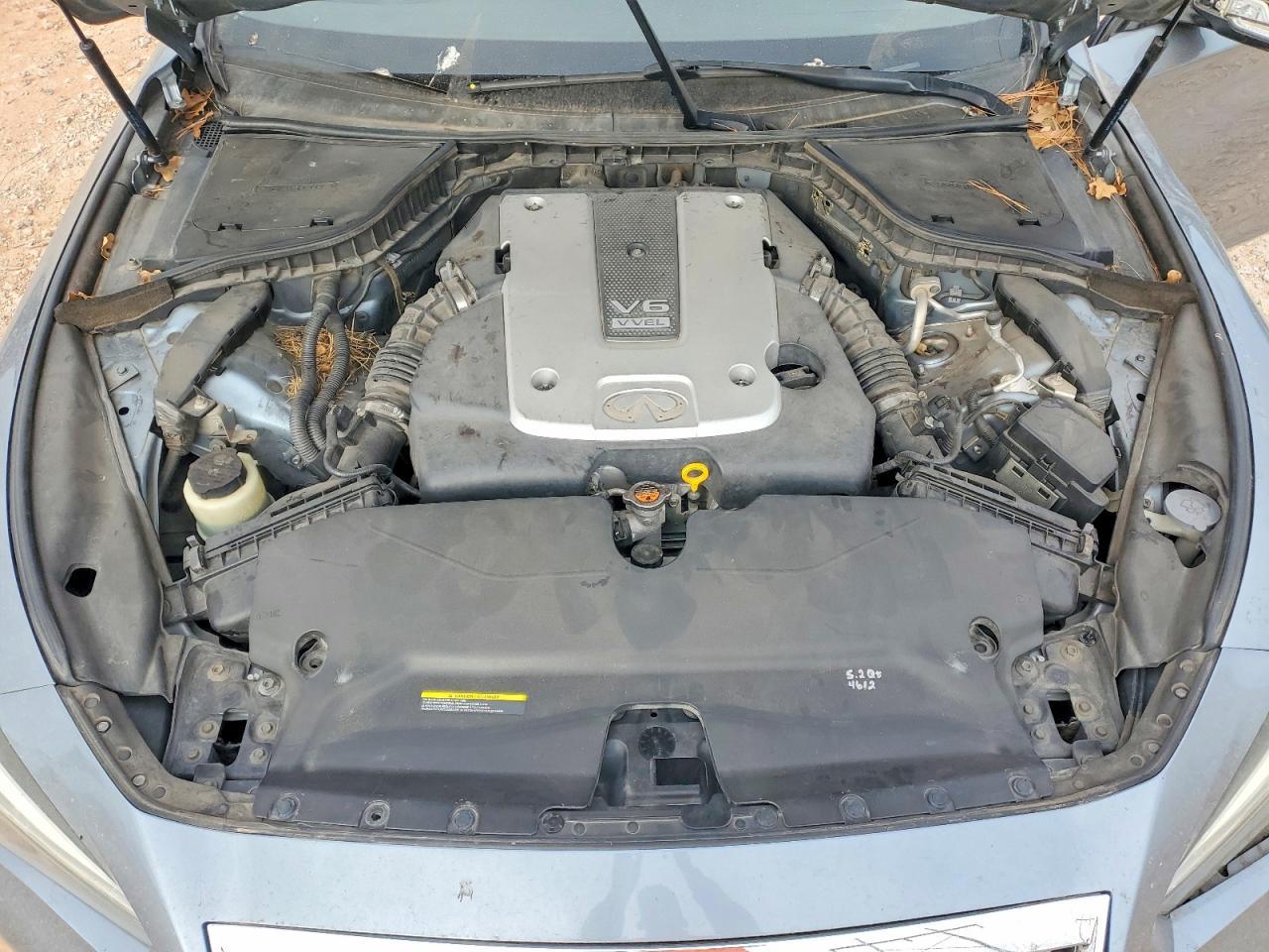 2015 INFINITI Q50