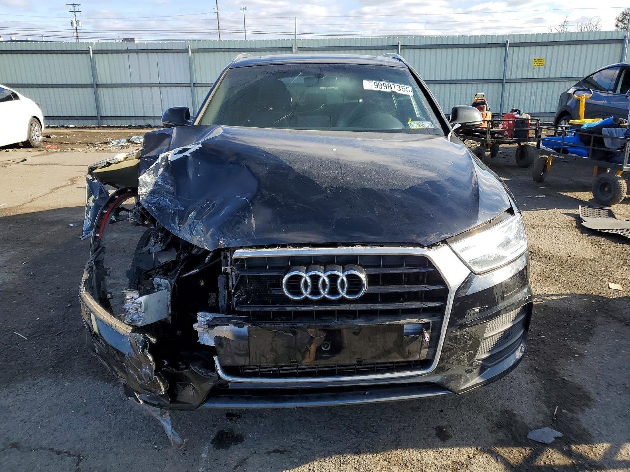 2017 AUDI Q3