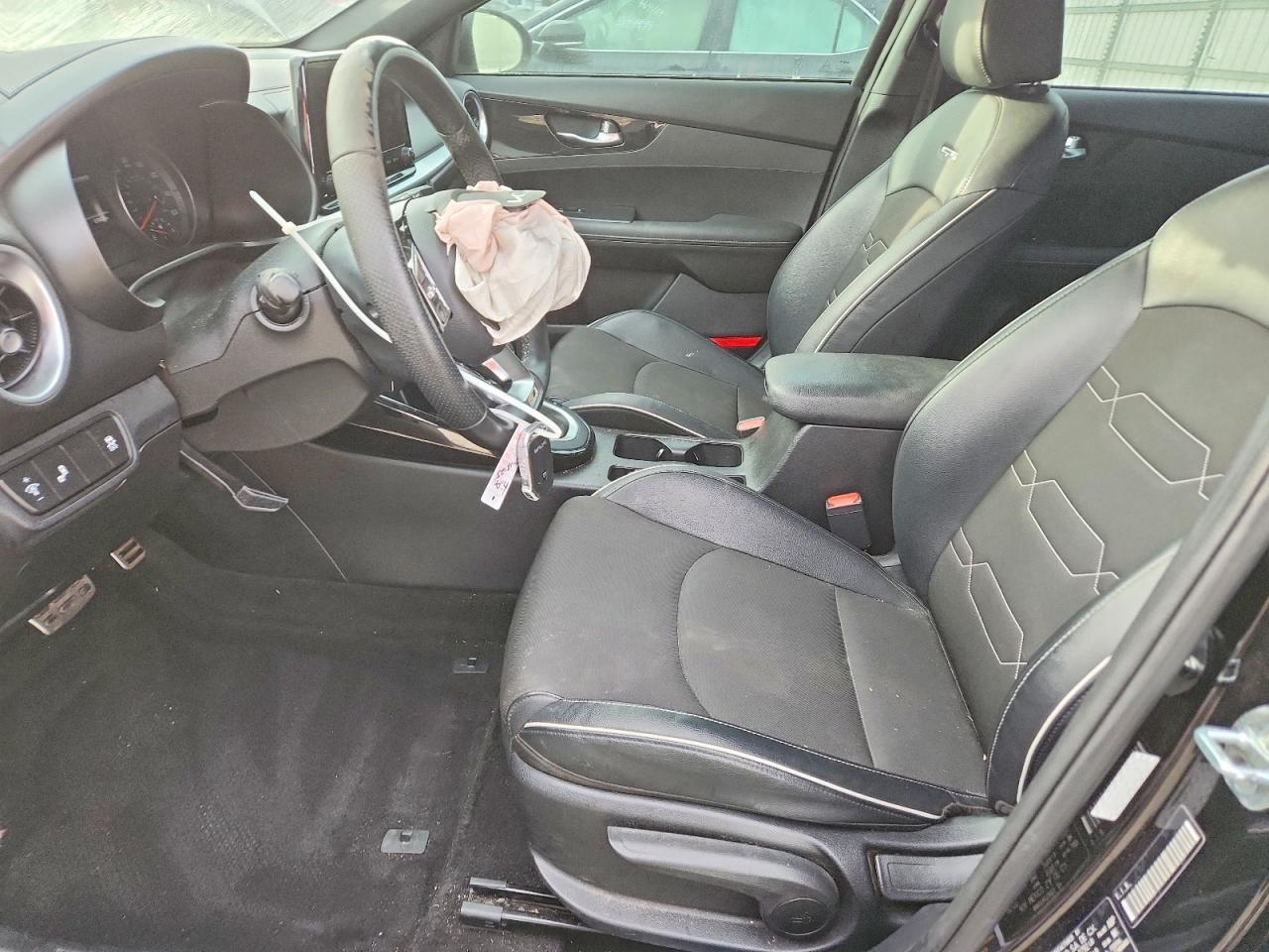 2022 KIA FORTE
