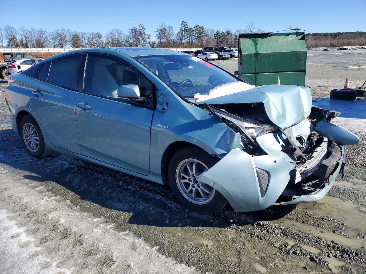2016 TOYOTA PRIUS