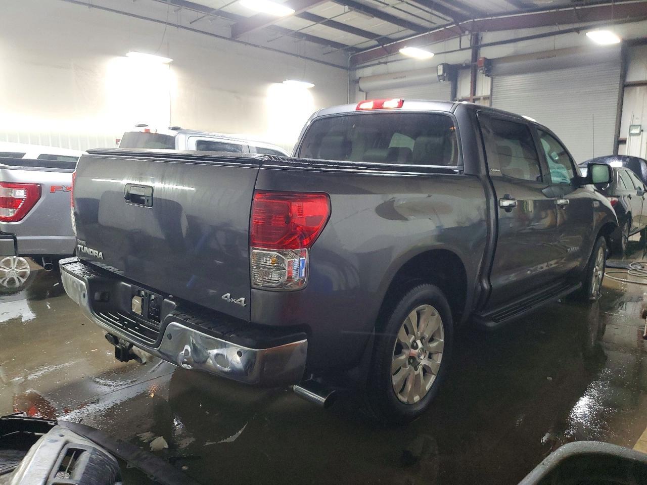 2012 TOYOTA TUNDRA