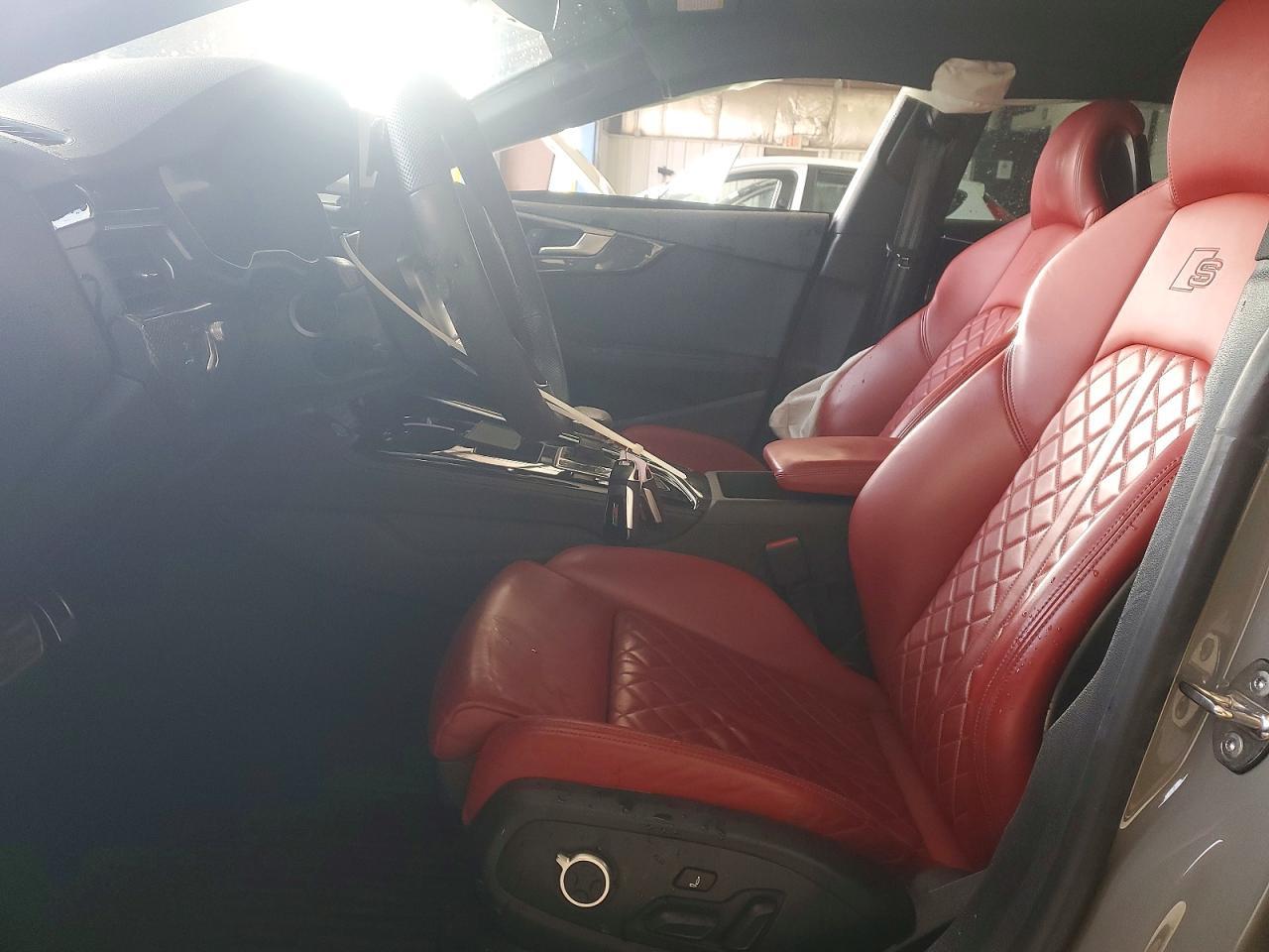 2022 AUDI S5