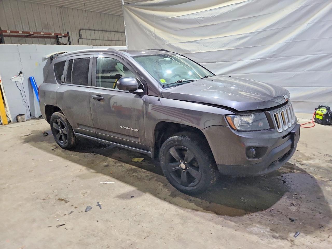 2015 JEEP Compass