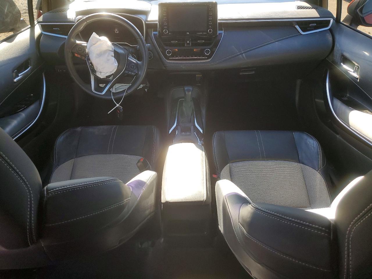 2019 TOYOTA COROLLA