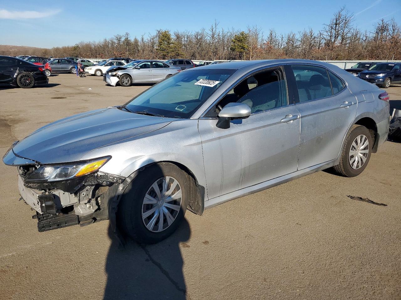 2019 TOYOTA CAMRY